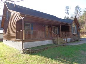 75 Pine Tree Lane, Inez, KY 41224