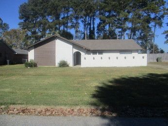 5425 Dalphon Rd, Montgomery, AL 36109