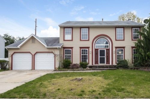 13 Millstone Dr, Sewell, NJ 08080