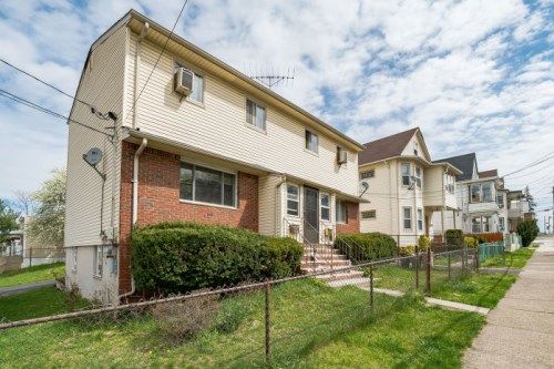 103-105 Grand St, Paterson, NJ 07501