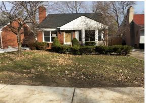 20637 Woodmont St, Harper Woods, MI 48225