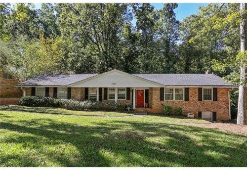 2220 Winding Woods Dr, Tucker, GA 30084