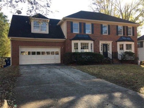 735 Birch Ridge Dr, Roswell, GA 30076