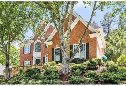 515 Saint Regis Dr, Alpharetta, GA 30022