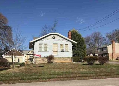 828 Kedron Ave, Morton, PA 19070