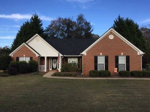 421 Camden Dr, Winder, GA 30680