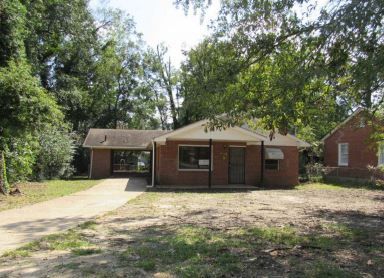 2910 E Wynnton Ln, Columbus, GA 31906