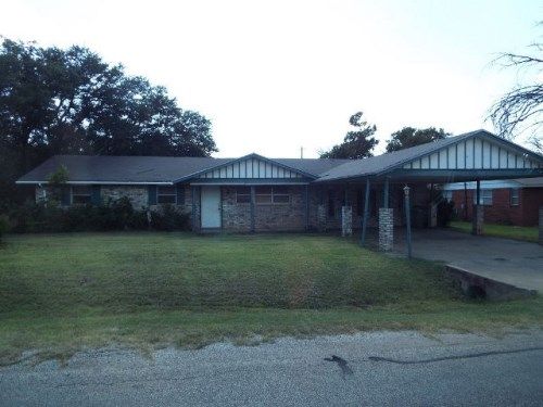 200 Blundell St, Ranger, TX 76470