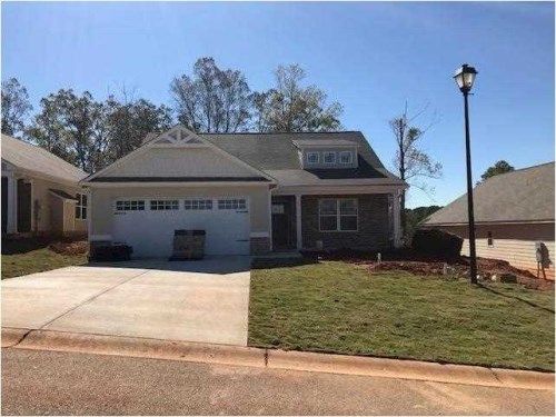 114 Sugar Creek Dr, Cornelia, GA 30531