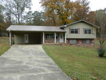 302 Scenic Cir, Eastaboga, AL 36260