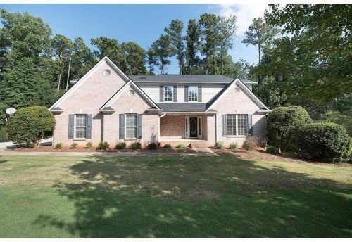 1672 Morning Crest Ln SW, Lilburn, GA 30047