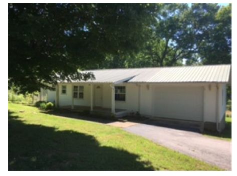 1490 Poplar Spgs Barg Rd, Lexington, TN 38351