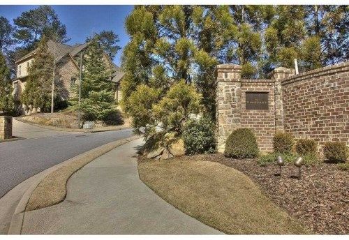 356 Greyhaven Ln NE, Marietta, GA 30068