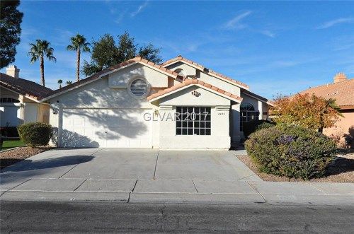 8420 Honeywood Circle, Las Vegas, NV 89128