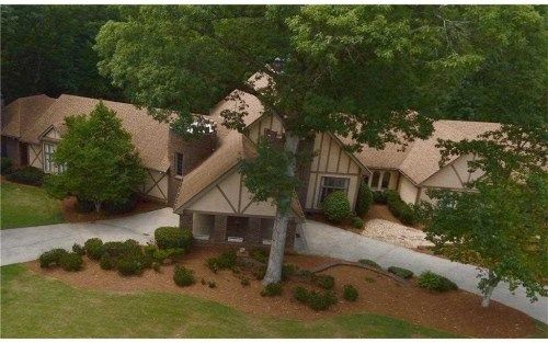 670 Saint Regis Ln, Alpharetta, GA 30022