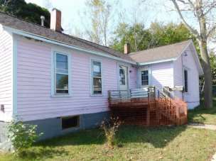 157 Monroe St, Manistee, MI 49660