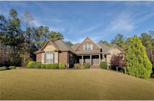 7480 River Walk Dr, Douglasville, GA 30135