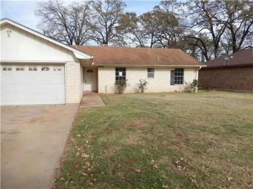 4603 Laura Ln, Bryan, TX 77803