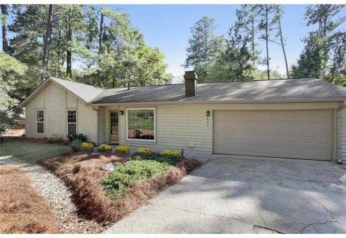 665 Sailwind Dr, Roswell, GA 30076