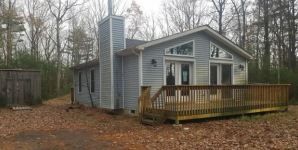 139 S Nichecronk Rd, Dingmans Ferry, PA 18328