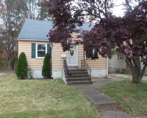 439 E Park Avenue, Maple Shade, NJ 08052