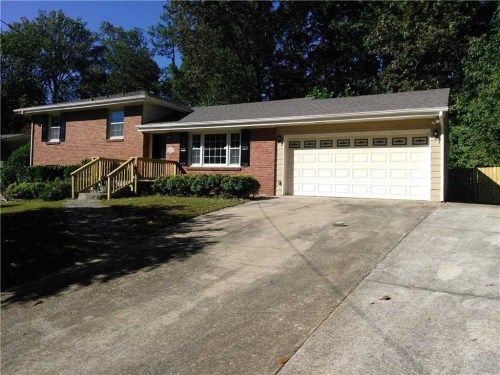 2484 Rockknoll Dr, Conley, GA 30288