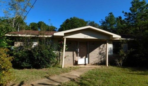 967 Ivey St, Monroeville, AL 36460