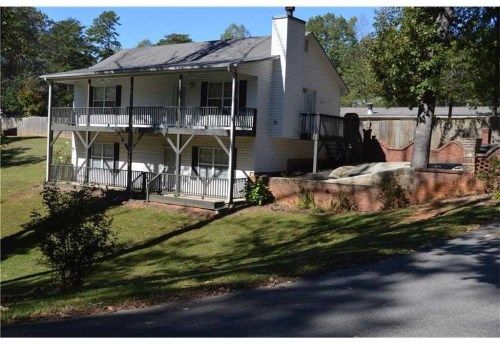 7070 Haw Creek Place, Gainesville, GA 30506