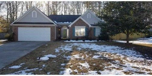 3570 Wake Robin Way, Cumming, GA 30028