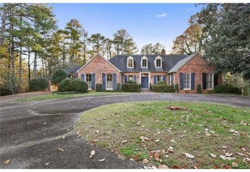 10705 Stroup Rd, Roswell, GA 30075