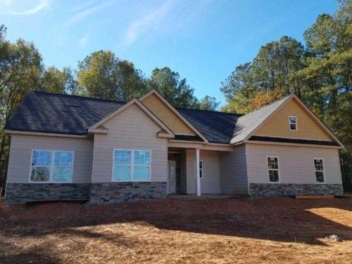 324 Davis Rd, Locust Grove, GA 30248