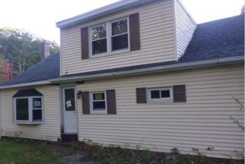 16 N Fitzwilliam Rd, Royalston, MA 01368