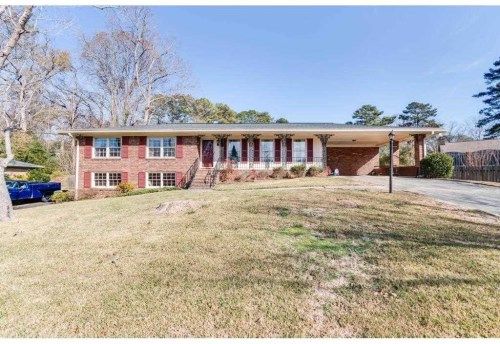 4289 Lake Laurel Dr SE, Smyrna, GA 30082