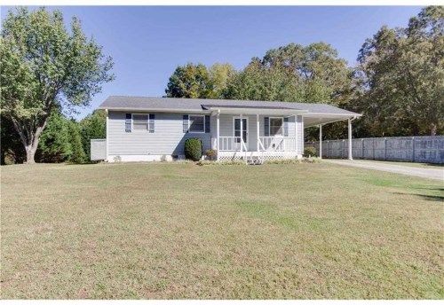 4706 Braselton Hwy, Hoschton, GA 30548