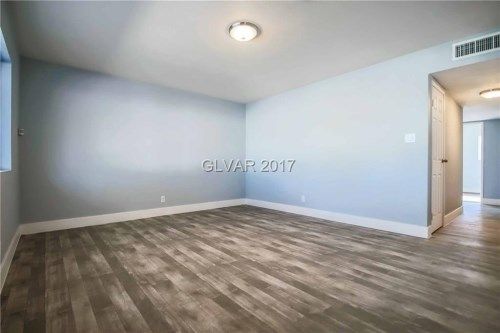 3113 Kings Way, Las Vegas, NV 89102