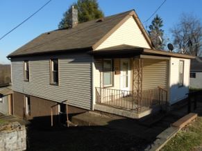 420 Grandview Ave, West Mifflin, PA 15122