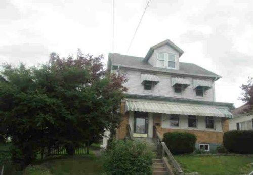 1027 Indiana Ave, Glassport, PA 15045