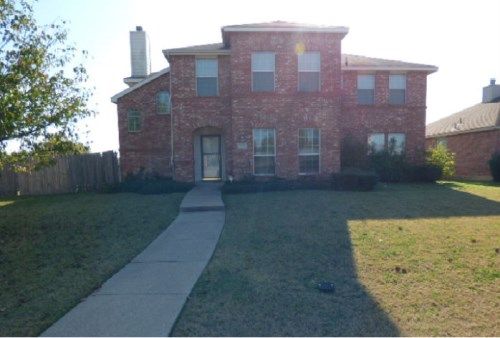 2608 Saint Andrews Dr, Lancaster, TX 75146