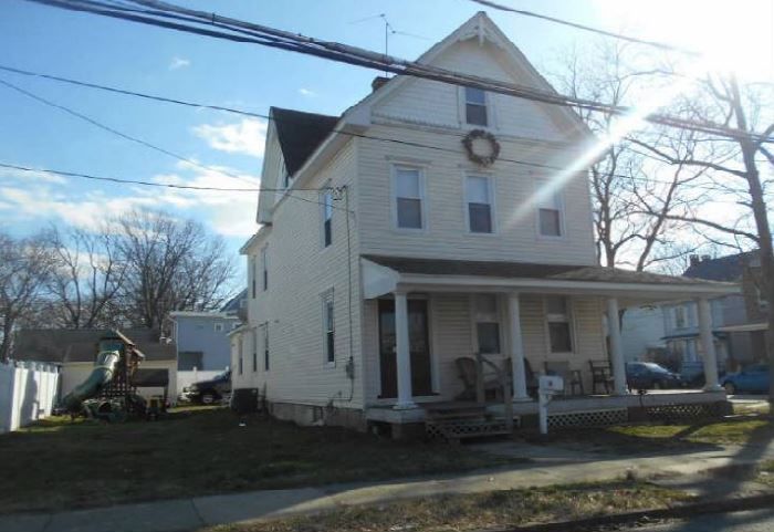 30 Webster St, Riverside, NJ 08075