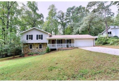 310 Chaffin Ridge Ct, Roswell, GA 30075