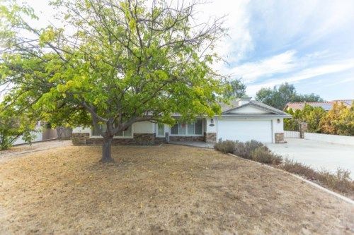 23952 Berryessa Ct, Ramona, CA 92065