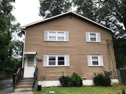 50 E Bay Path Ter, Springfield, MA 01109