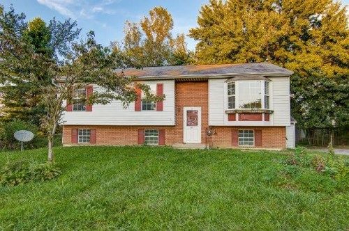 1909 Hanover Pike, Hampstead, MD 21074