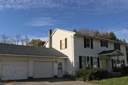 2877 State Route 48, Minetto, NY 13115