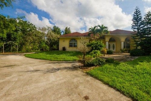 12208 75th Ln N, West Palm Beach, FL 33412