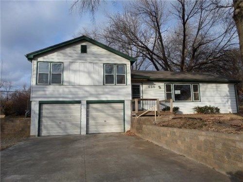 620 NW Sanford Ln, Topeka, KS 66617