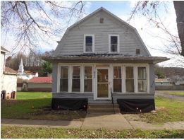 180 S Main St, Killbuck, OH 44637