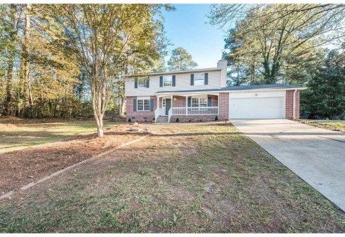 2374 Regal Ct, Lawrenceville, GA 30044