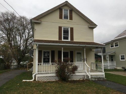 6 Lincoln St, Adams, MA 01220