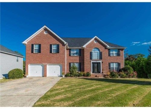 1890 Pinehurst View Dr, Grayson, GA 30017